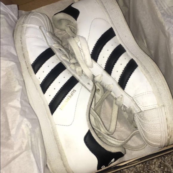 Adidas Superstar - Picture 3 of 7